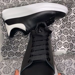 Alexander McQueen sz 9